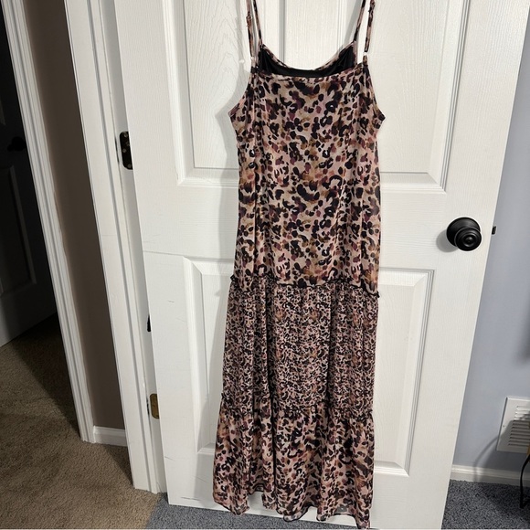 Lipsy London tiered maxi dress, size 10, animal print, summer, sexy, spring - Picture 12 of 14